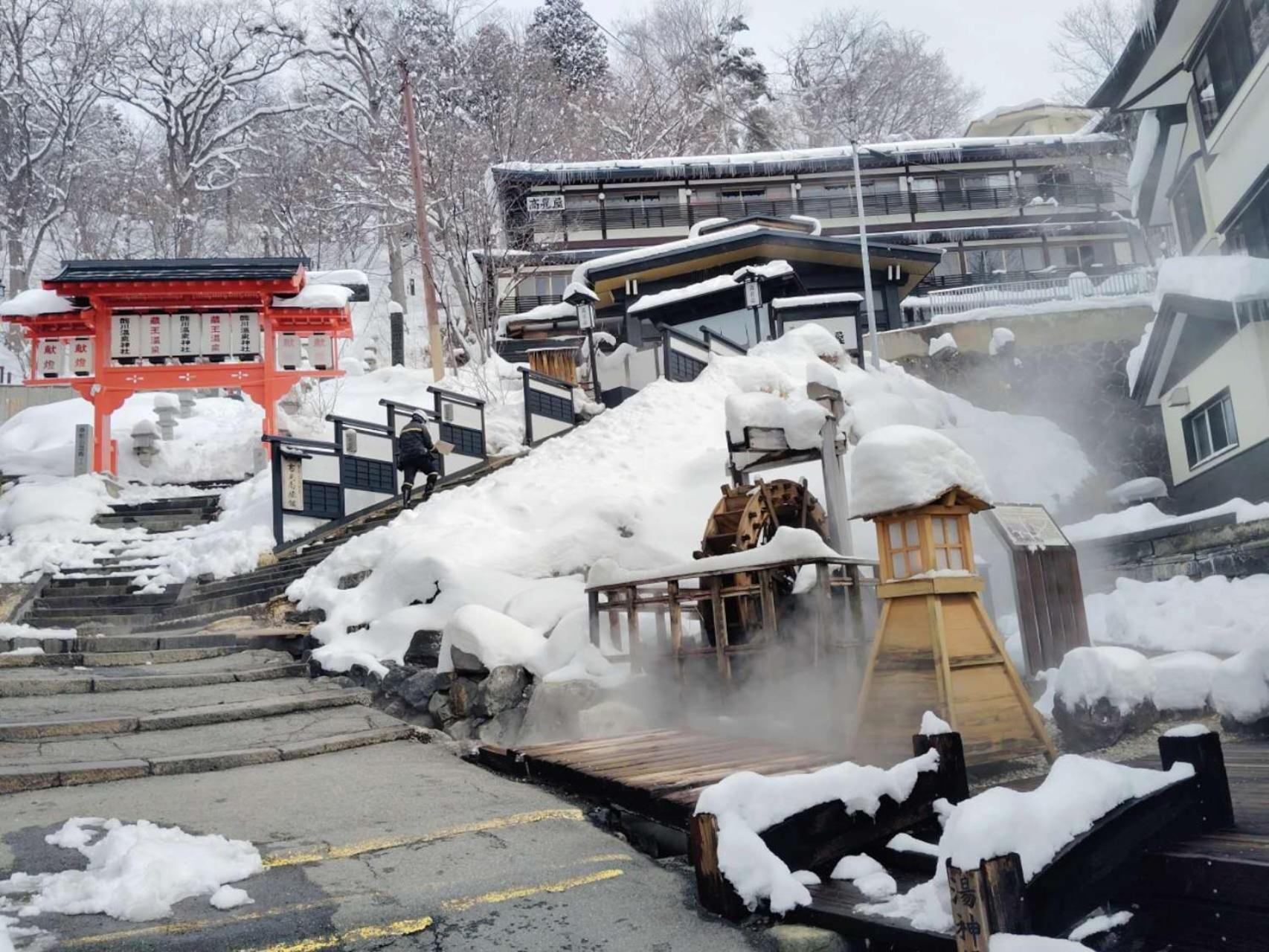 Snowfall Meteor 飛雪流星 Kaminoyama Bagian luar foto